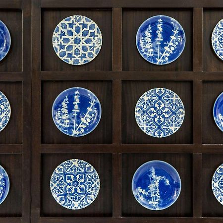 ホテル ソフィテル リスボン リベルダーデ エクステリア 写真 Blue and white plates